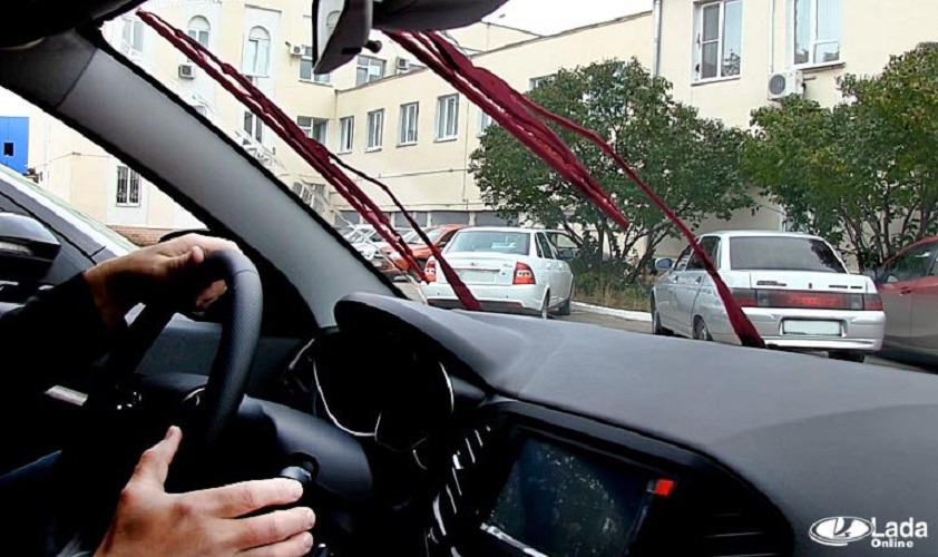 Как перевести дворники в сервисный режим на Lada Vesta и XRAY
