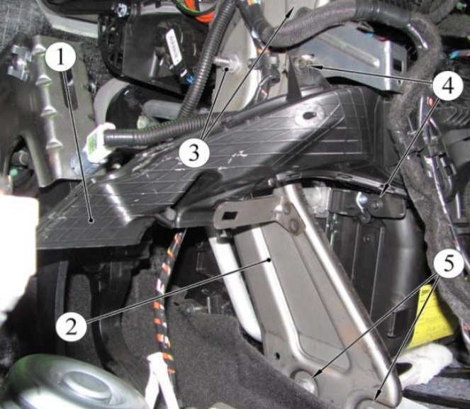 Как заменить радиатор печки (отопителя) Lada Xray