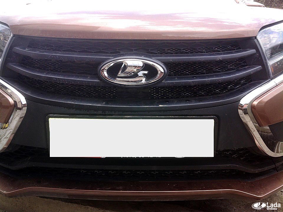 Защита радиатора или установка сетки в решетку бампера Lada XRAY