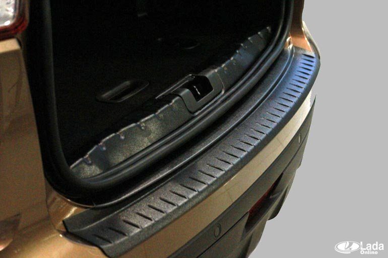 Установка накладок багажника (на бампер и порог) Lada XRAY