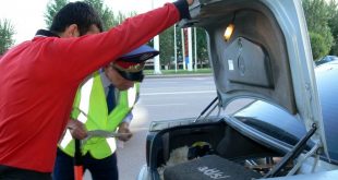 Полицейским разрешили вскрывать автомобили