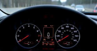 Проверка приборной панели: стрелки и дисплеи