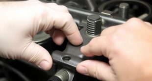 Осмотр впускного коллектора: трещины и герметичность