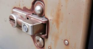 Проверка замков багажника: как распознать заедание и предотвратить коррозию