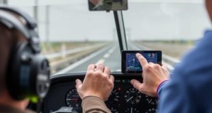 Осмотр проекционного дисплея (HUD): как сохранить ясность, точность и безопасность